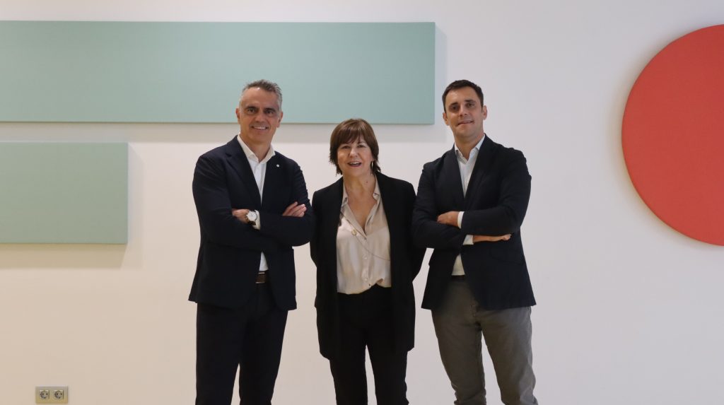 Improven cumple 25 años